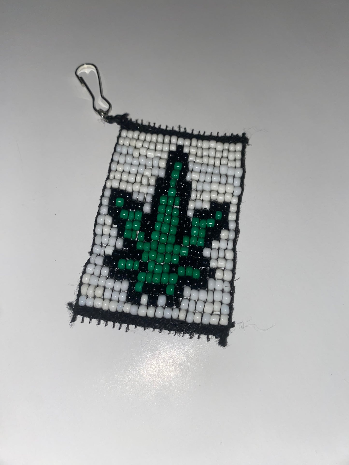leaf keychain