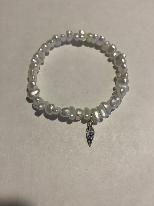 pearl shell bracelet